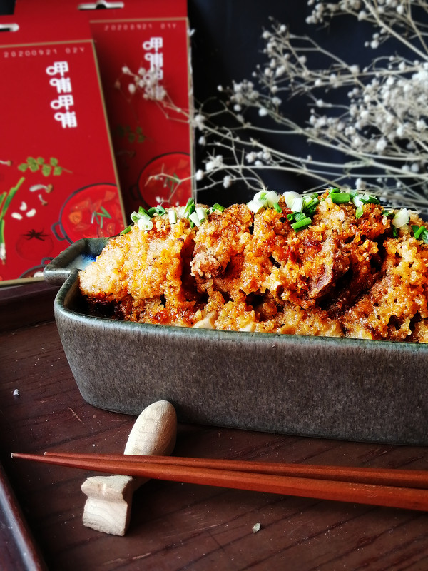 麻辣米粉蒸排骨(火鍋底料版)的做法-麻辣味蒸菜譜-易網(wǎng)健康養(yǎng)生網(wǎng) 麻辣米粉蒸排骨(火鍋底料版)的做法-麻辣味蒸菜譜