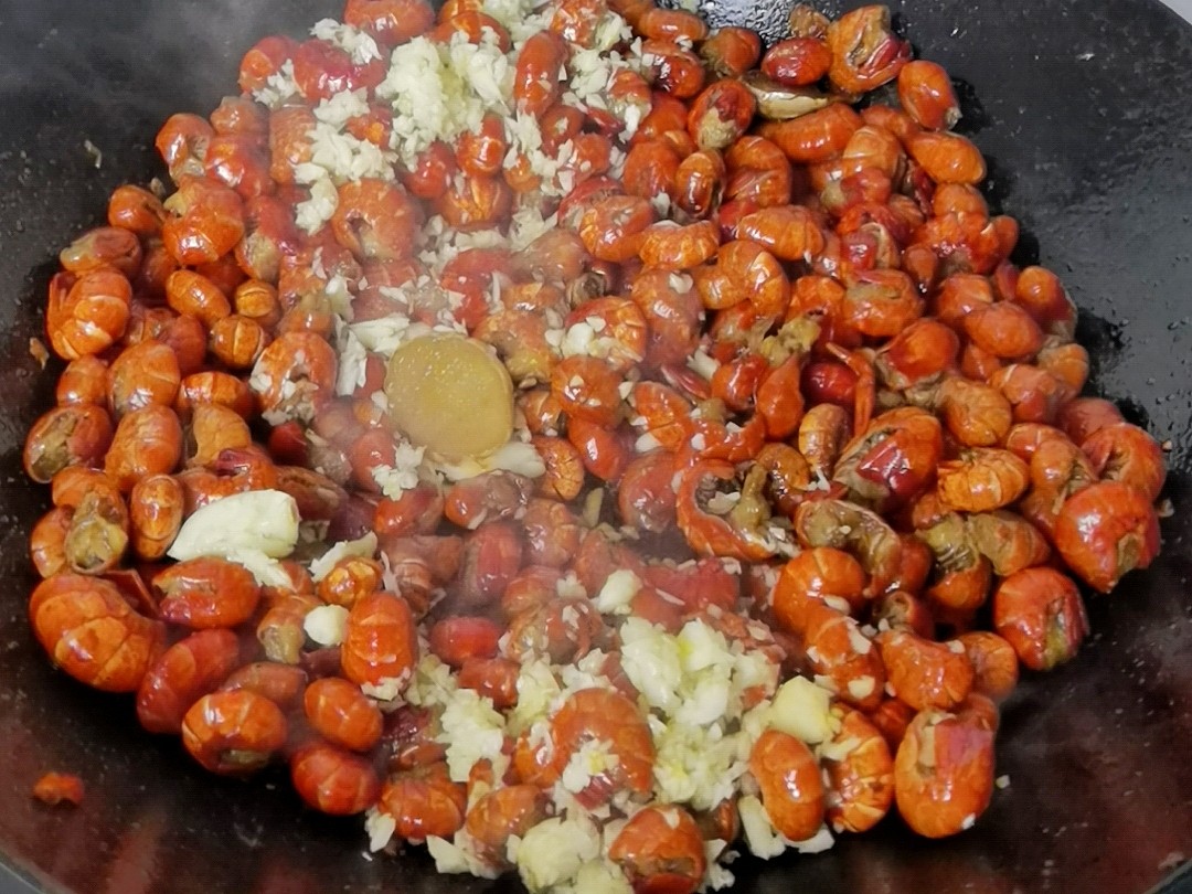 紅火年夜飯-飯店四五十1盤不夠吃,在家20吃到飽的做法-蒜香味炒菜譜-易網(wǎng)健康養(yǎng)生網(wǎng) 紅火年夜飯-飯店四五十1盤不夠吃,在家20吃到飽的做法-蒜香味炒菜譜