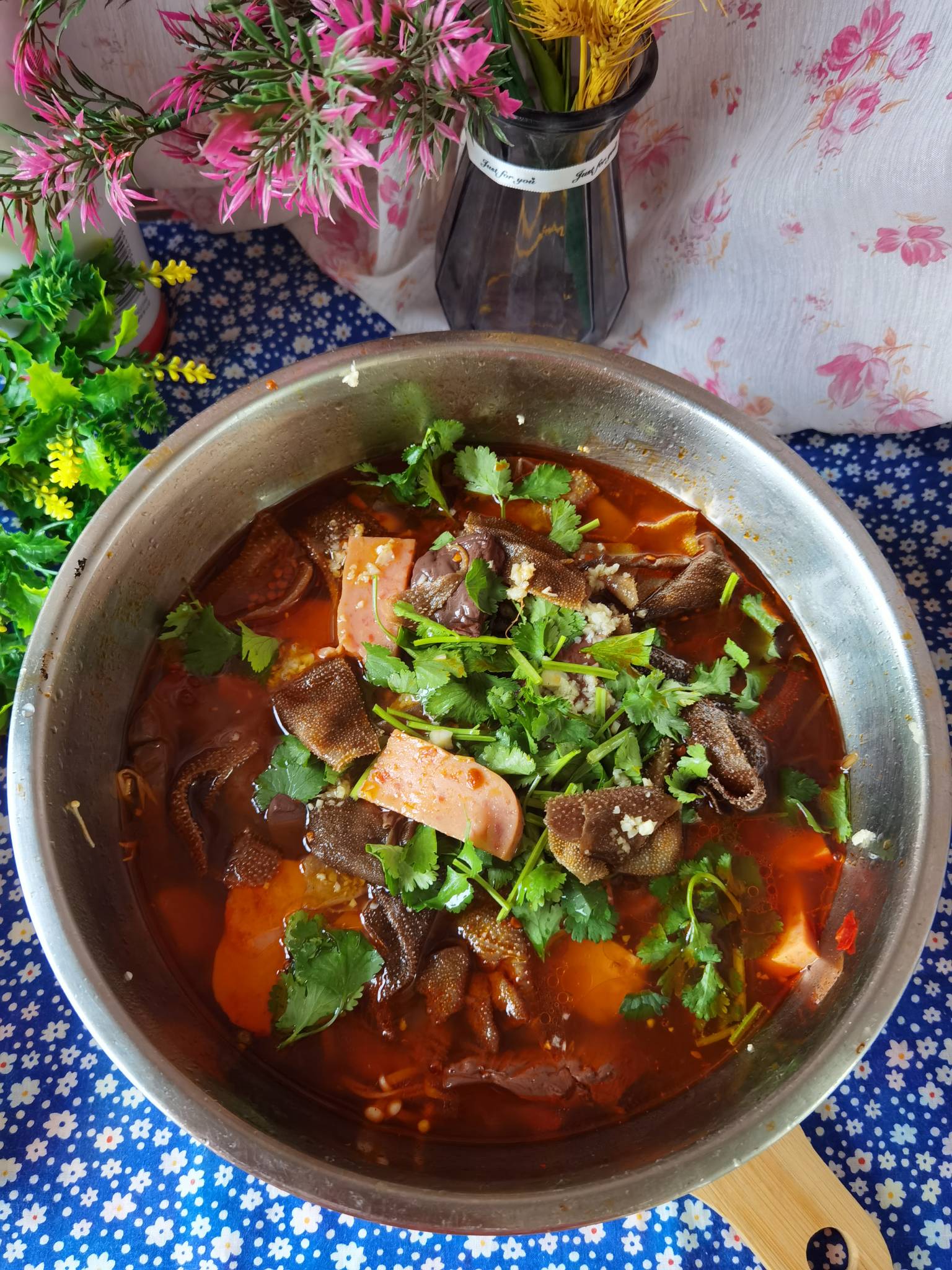 麻辣毛血旺的做法-麻辣味煮菜譜-易網健康養生網 麻辣毛血旺的做法-麻辣味煮菜譜