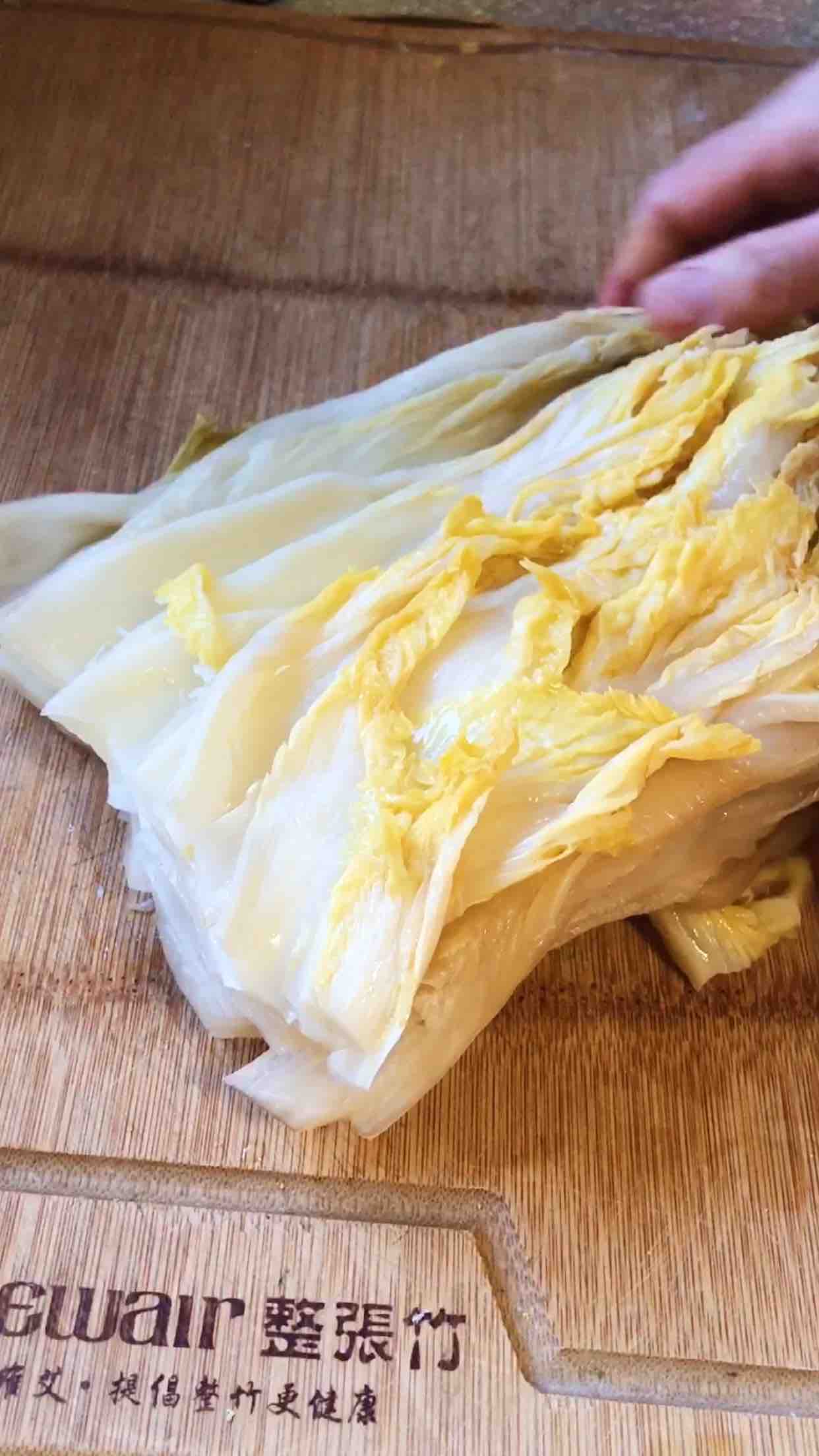 酸菜燉粉條地道東北菜的做法-酸味燉菜譜