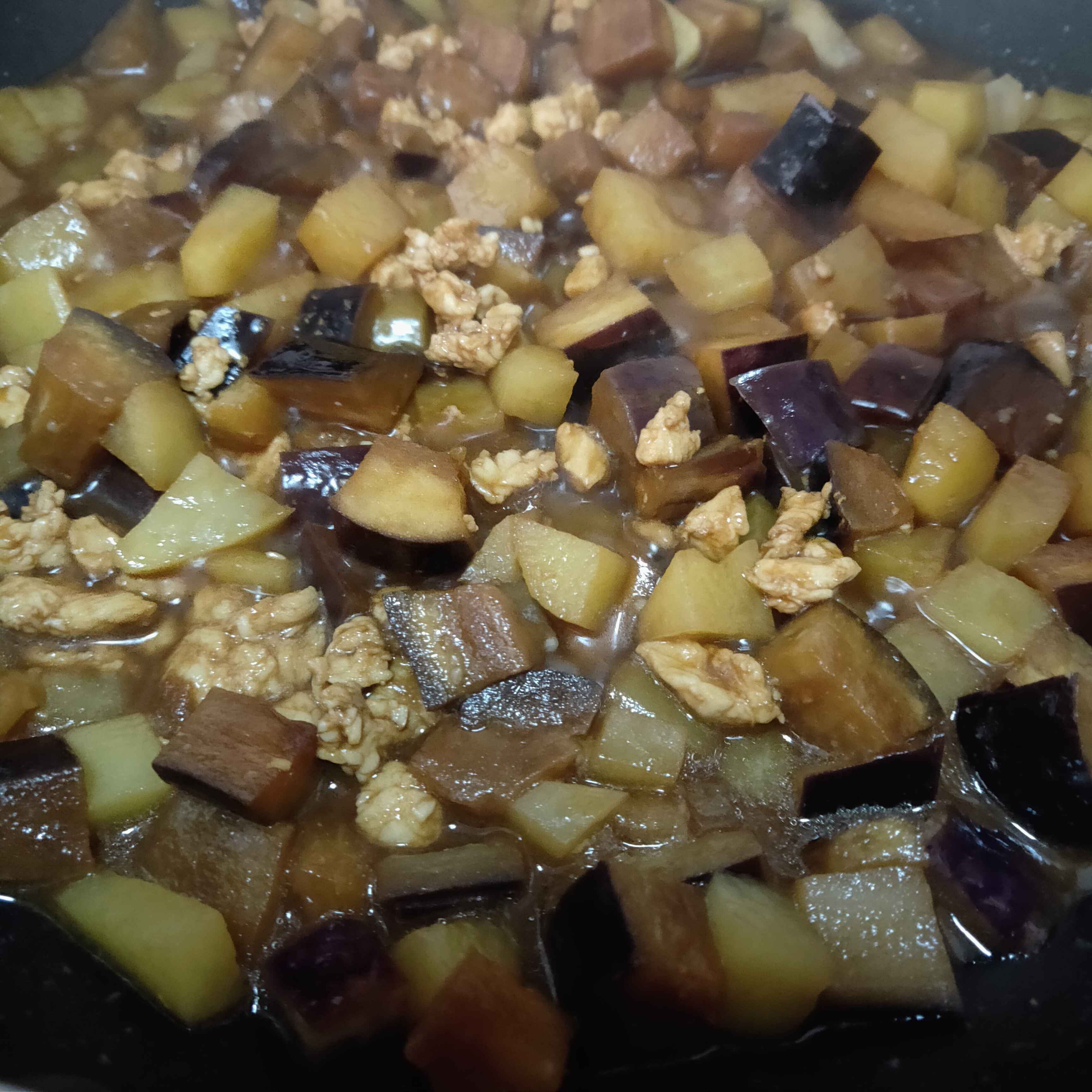 茄子燉土豆的做法-咸鮮味炒菜譜