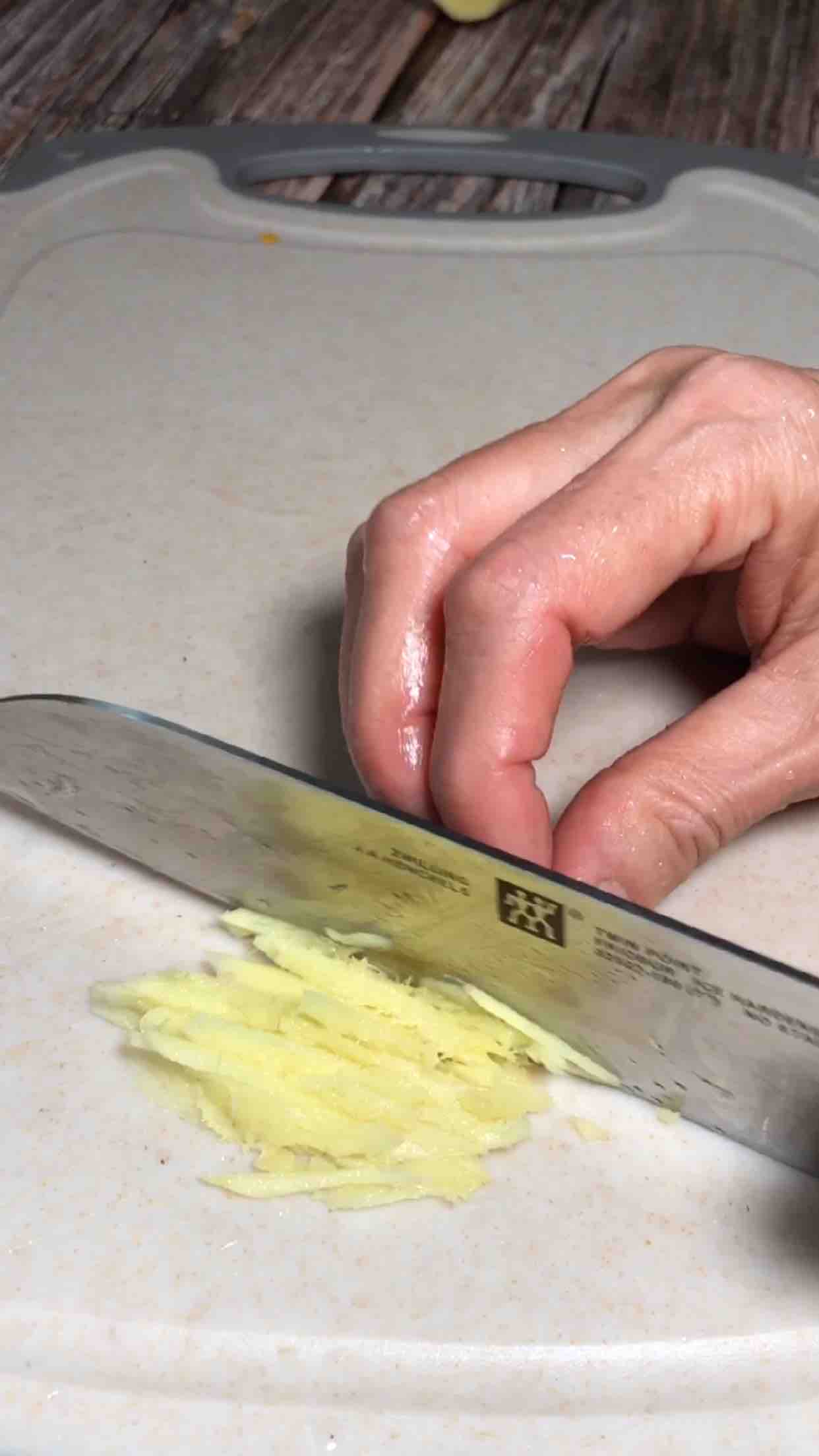 蔥燒海參的做法-家常味燒菜譜