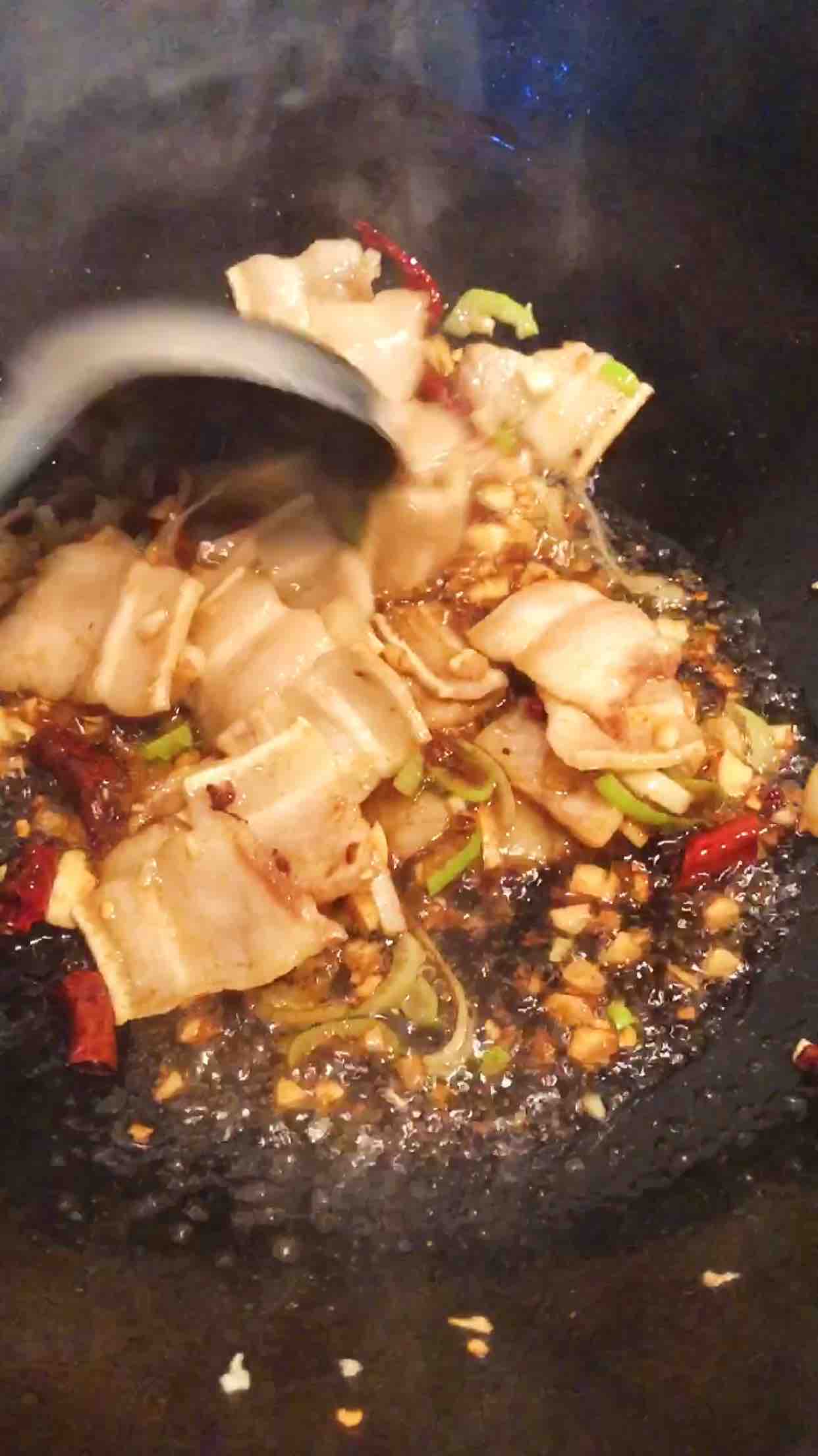 酸菜燉粉條地道東北菜的做法-酸味燉菜譜