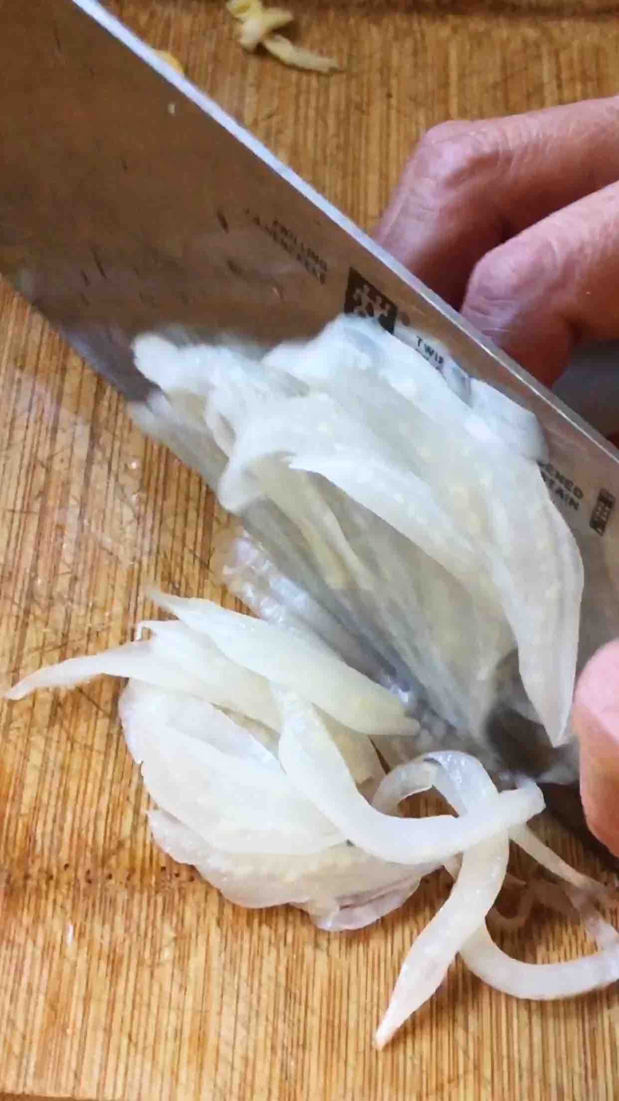 酸菜燉粉條地道東北菜的做法-酸味燉菜譜