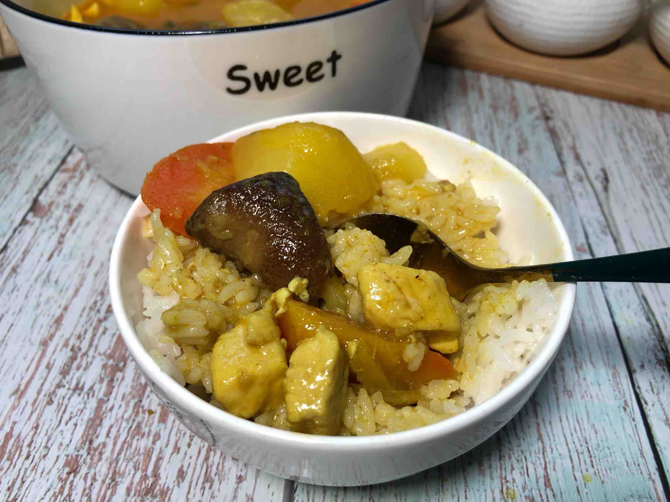 咖喱雞肉飯的做法-咖喱味煮菜譜