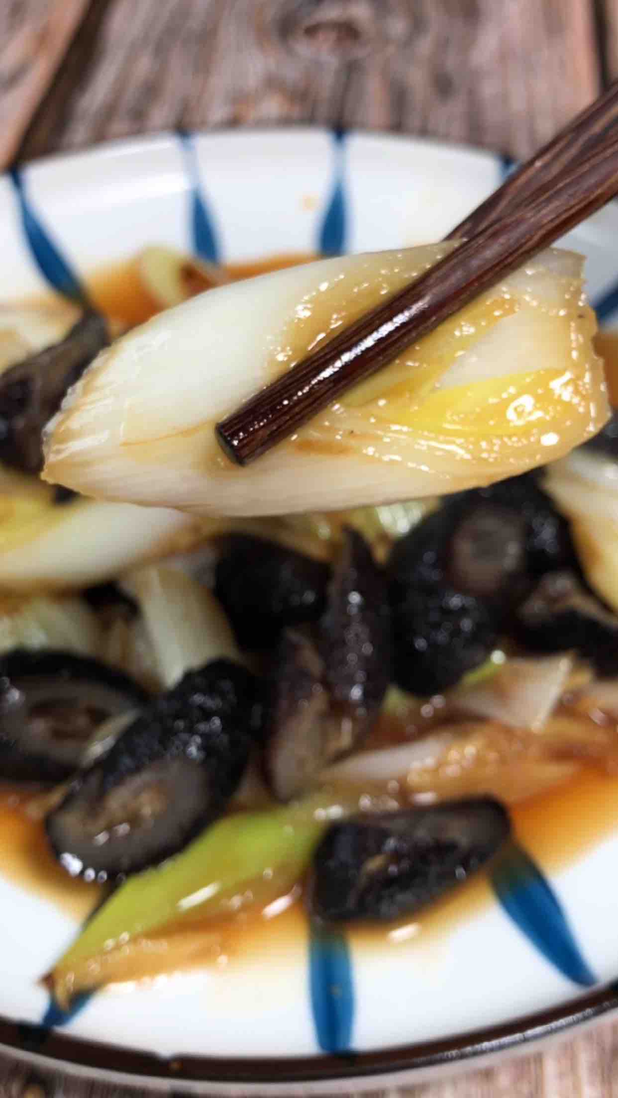 蔥燒海參的做法-家常味燒菜譜