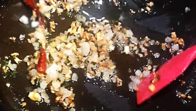 黃燜雞米飯的做法-麻辣味煮菜譜-易網(wǎng)健康養(yǎng)生網(wǎng) 黃燜雞米飯的做法-麻辣味煮菜譜