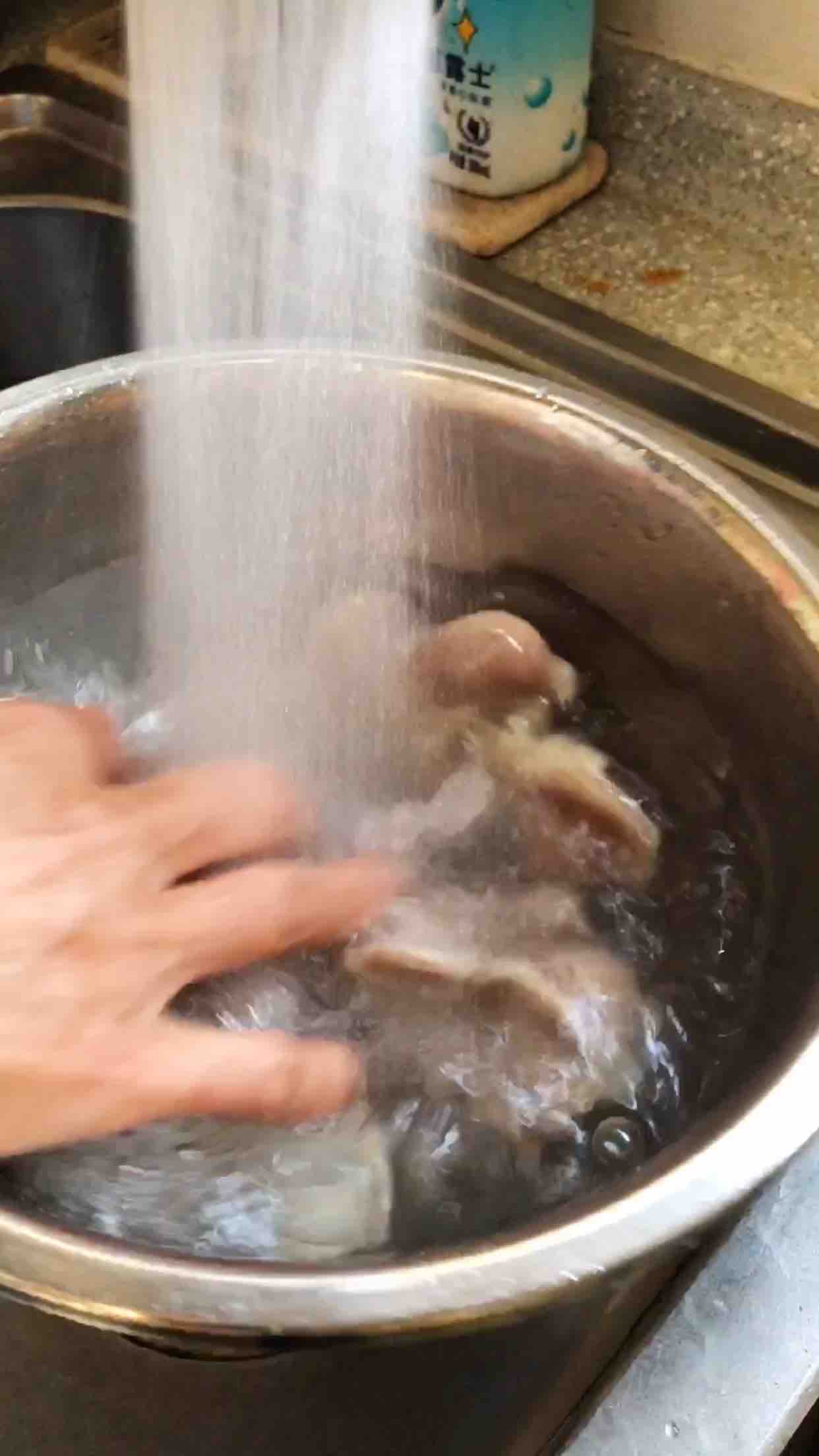 涼拌鴨件的做法-香辣味拌菜譜