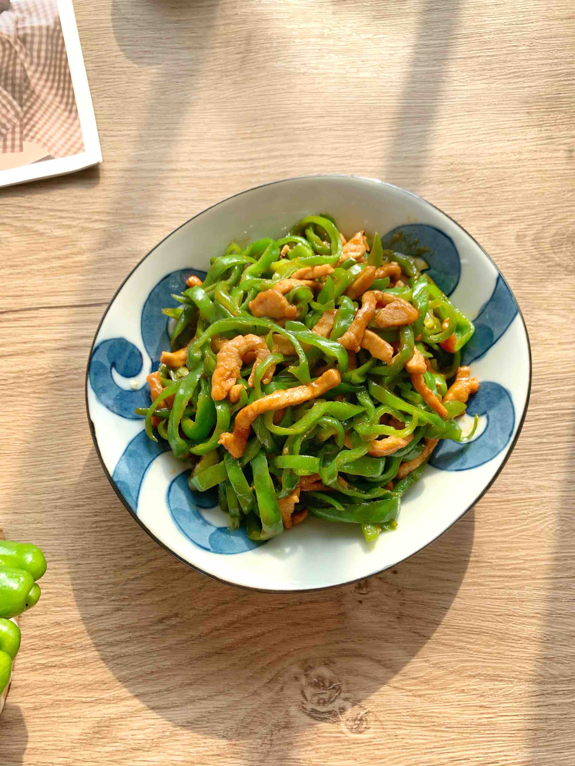 簡簡單單下飯菜:辣椒炒肉的做法-香辣味炒菜譜-易網健康養生網 簡簡單單下飯菜:辣椒炒肉的做法-香辣味炒菜譜