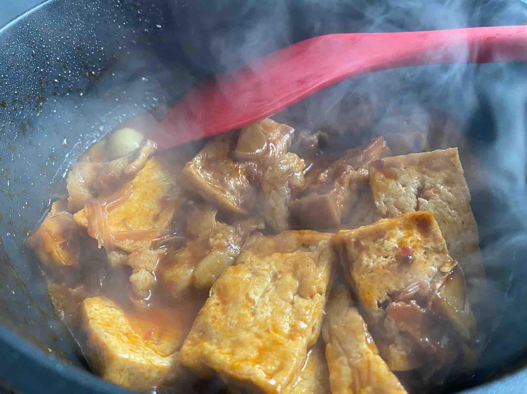 干鍋豆腐的做法-家常味炒菜譜-易網健康養生網 干鍋豆腐的做法-家常味炒菜譜