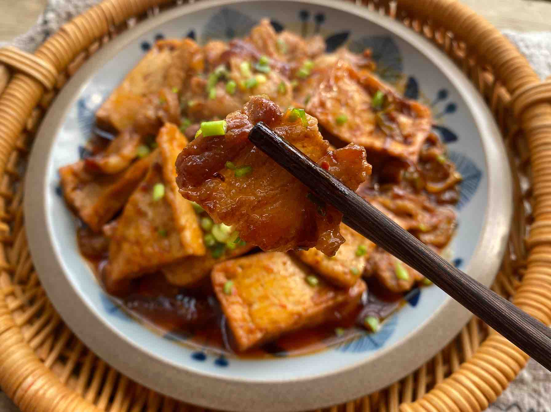 干鍋豆腐的做法-家常味炒菜譜-易網健康養生網 干鍋豆腐的做法-家常味炒菜譜