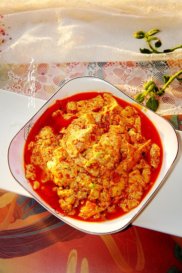 超簡單的麻辣豆腐用火鍋底料做，香辣爽口，無敵下飯菜的做法-麻辣味燉菜譜