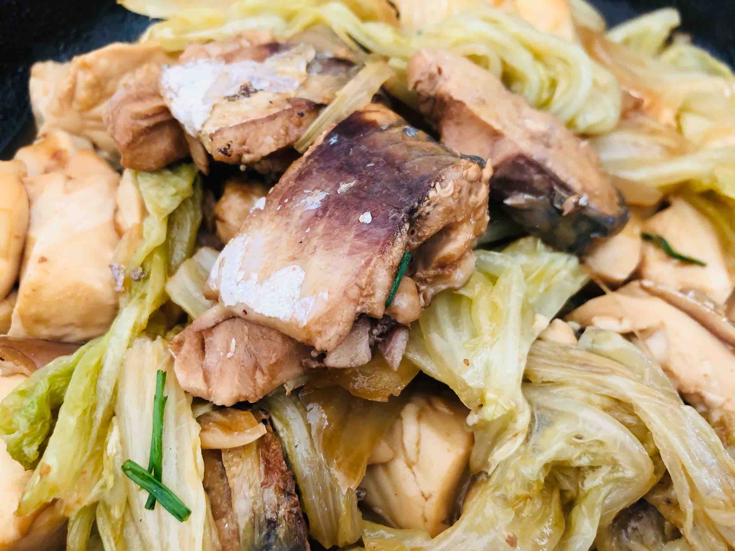 鲅魚燉豆腐的做法-咸鮮味燉菜譜-易網(wǎng)健康養(yǎng)生網(wǎng) 鲅魚燉豆腐的做法-咸鮮味燉菜譜