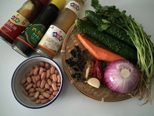 熗拌時(shí)蔬全家福的做法-咸鮮味拌菜譜