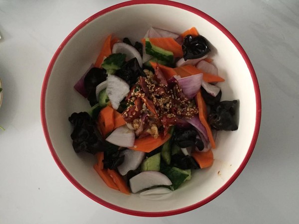 熗拌時(shí)蔬全家福的做法-咸鮮味拌菜譜