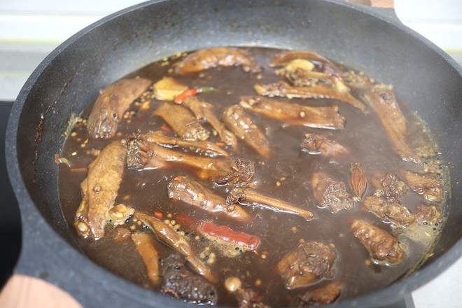 鹵鴨脖鴨翅的做法-家常味鹵菜譜