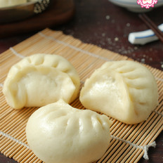 又軟又香的彎月素包子，好吃好看，吃起來沒夠的做法-家常味蒸菜譜