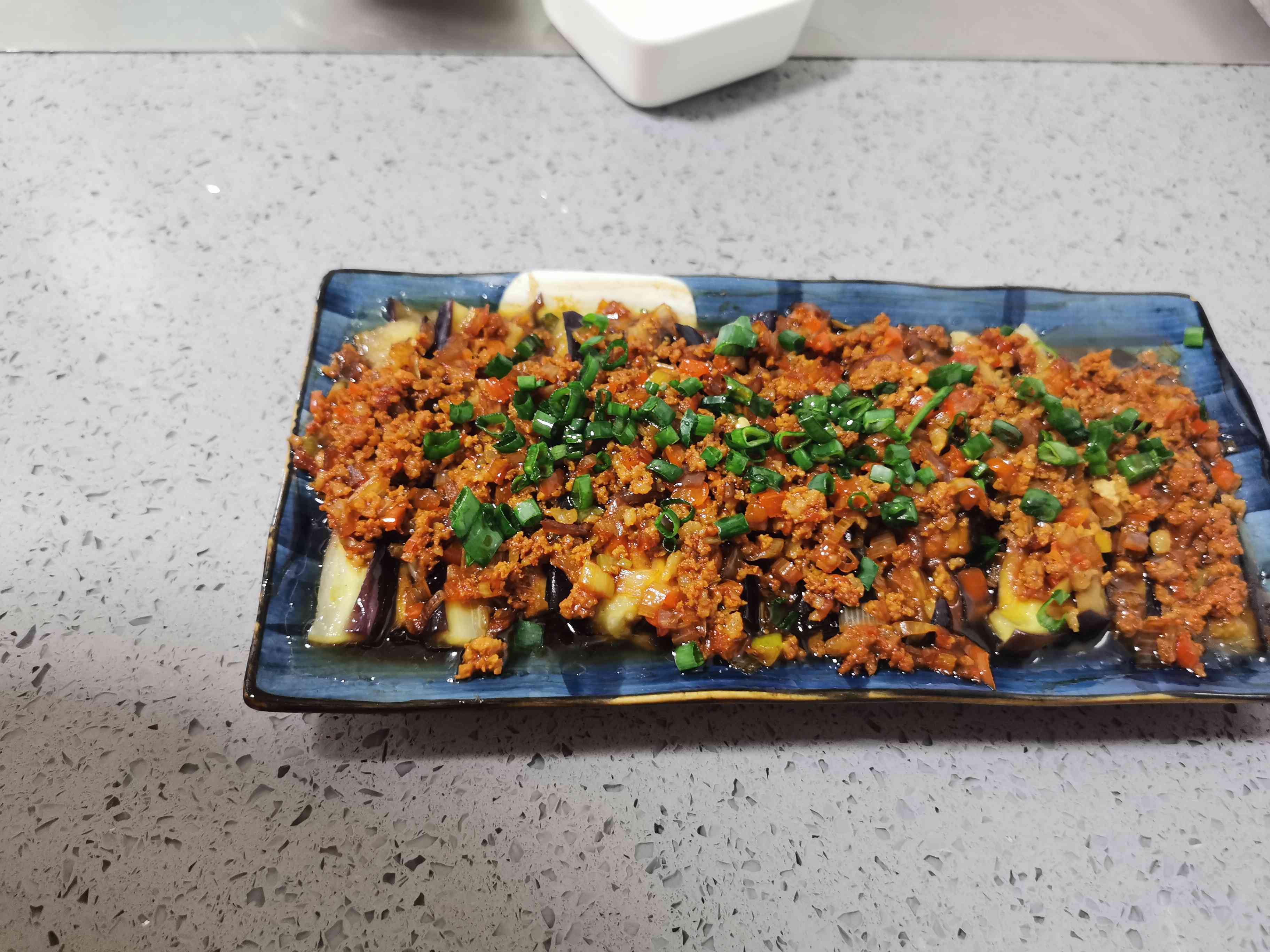 茄子不要油炸了,蒸著吃才更健康:肉沫蒸茄子的做法-咸鮮味蒸菜譜-易網健康養生網 茄子不要油炸了,蒸著吃才更健康:肉沫蒸茄子的做法-咸鮮味蒸菜譜