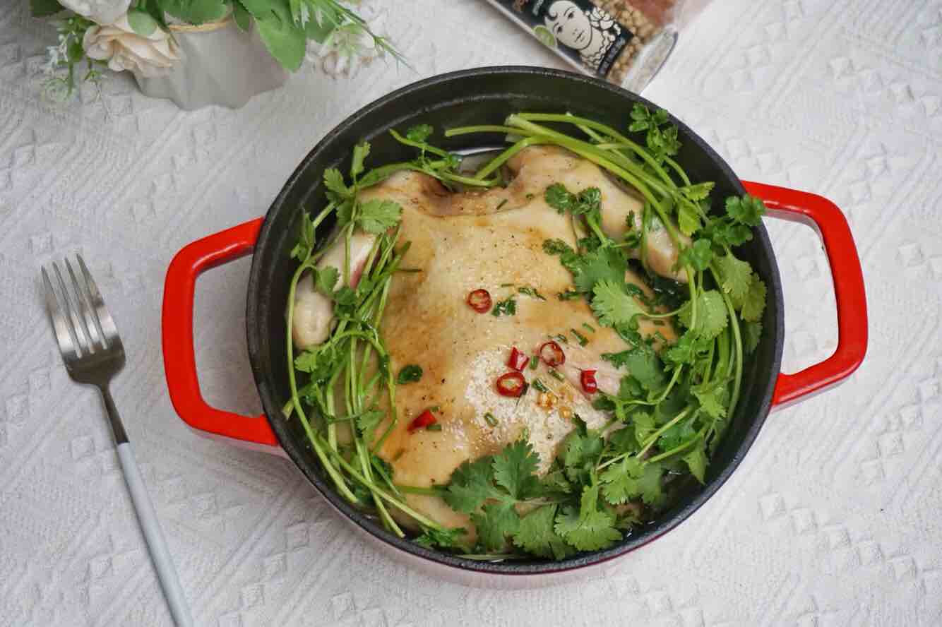 無水蔥油雞的做法-蔥香味燜菜譜