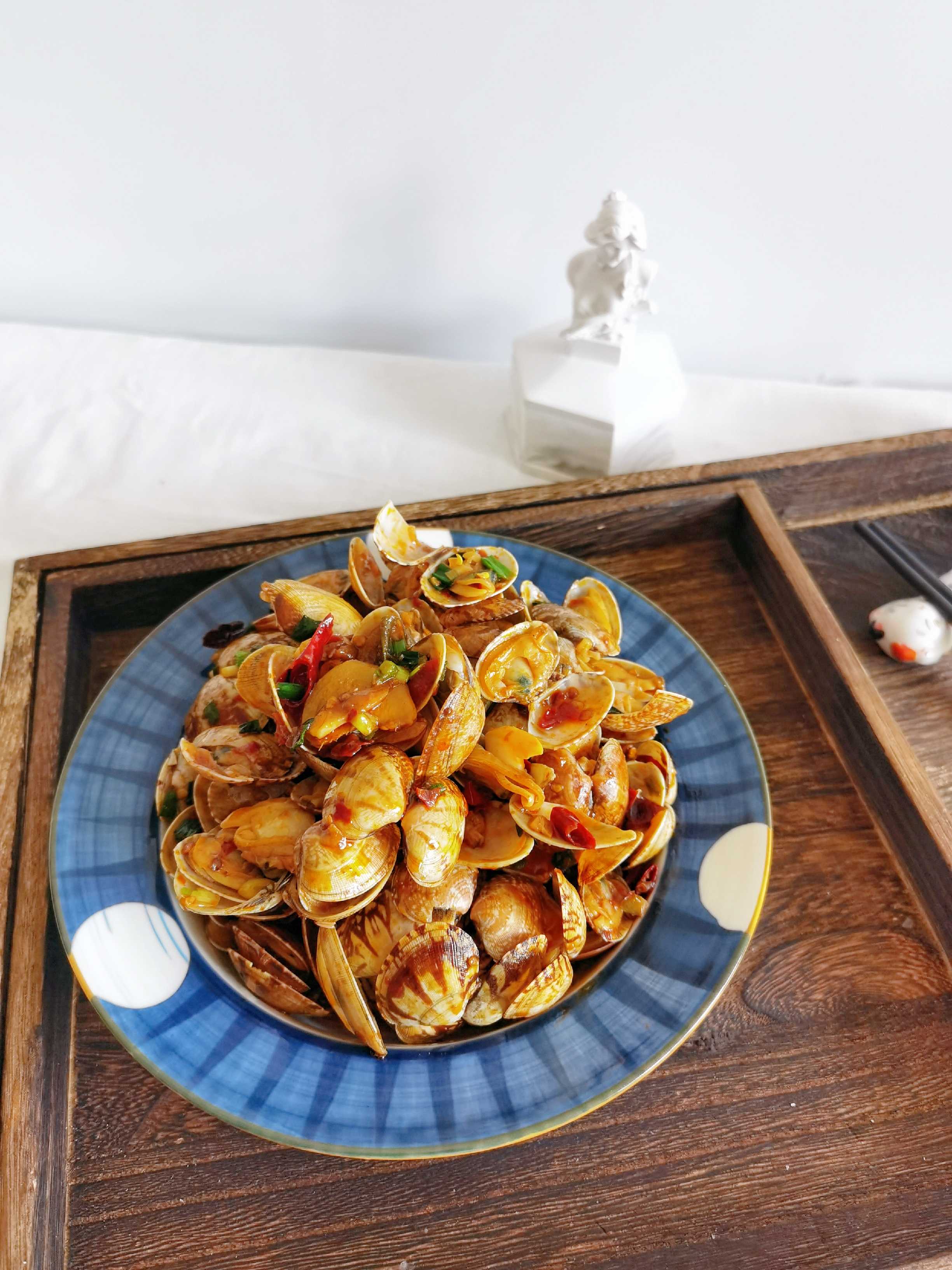 鮮香麻辣的香辣蛤蜊，趕緊來一份的做法-香辣味炒菜譜