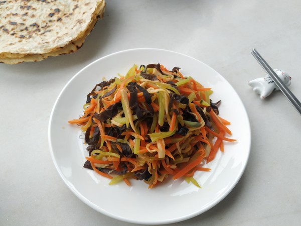 清炒春意繽紛彩蔬的做法-咸鮮味炒菜譜