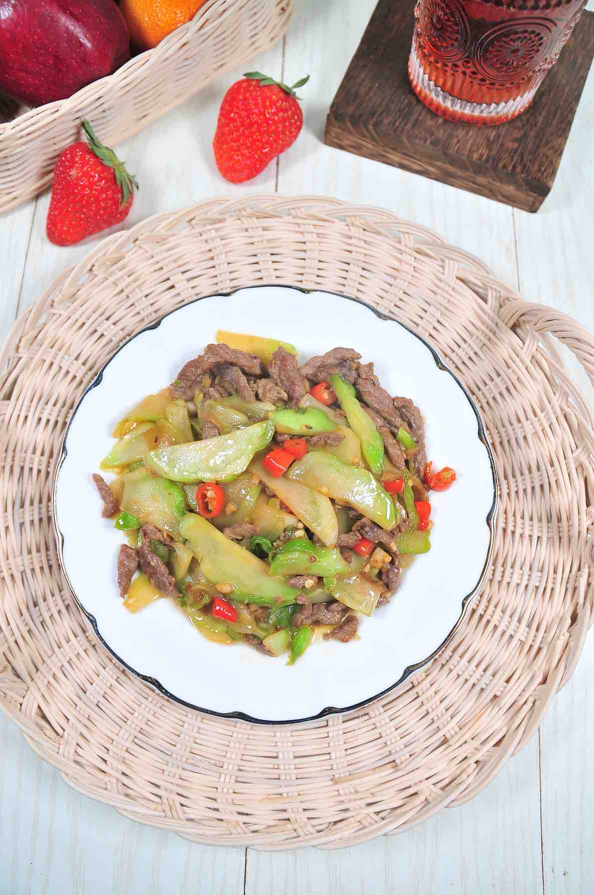 兒菜炒肉絲的做法-家常味炒菜譜-易網(wǎng)健康養(yǎng)生網(wǎng) 兒菜炒肉絲的做法-家常味炒菜譜