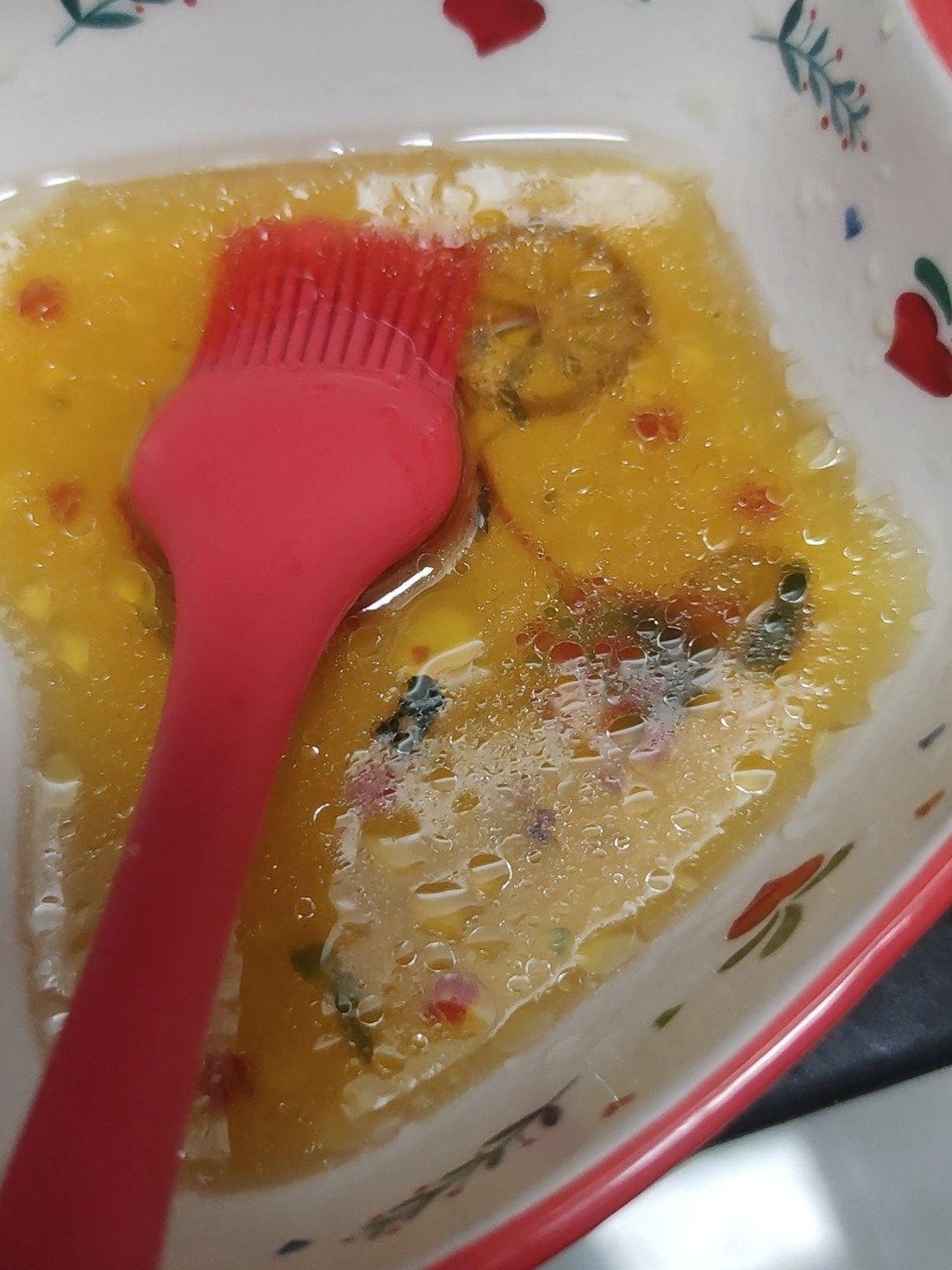 蒜香烤雞的做法-家常味烤菜譜-易網健康養生網 蒜香烤雞的做法-家常味烤菜譜