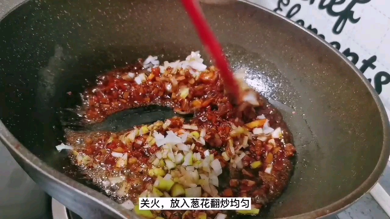 茄子不要油炸了,蒸著吃才更健康:肉沫蒸茄子的做法-咸鮮味蒸菜譜-易網健康養生網 茄子不要油炸了,蒸著吃才更健康:肉沫蒸茄子的做法-咸鮮味蒸菜譜
