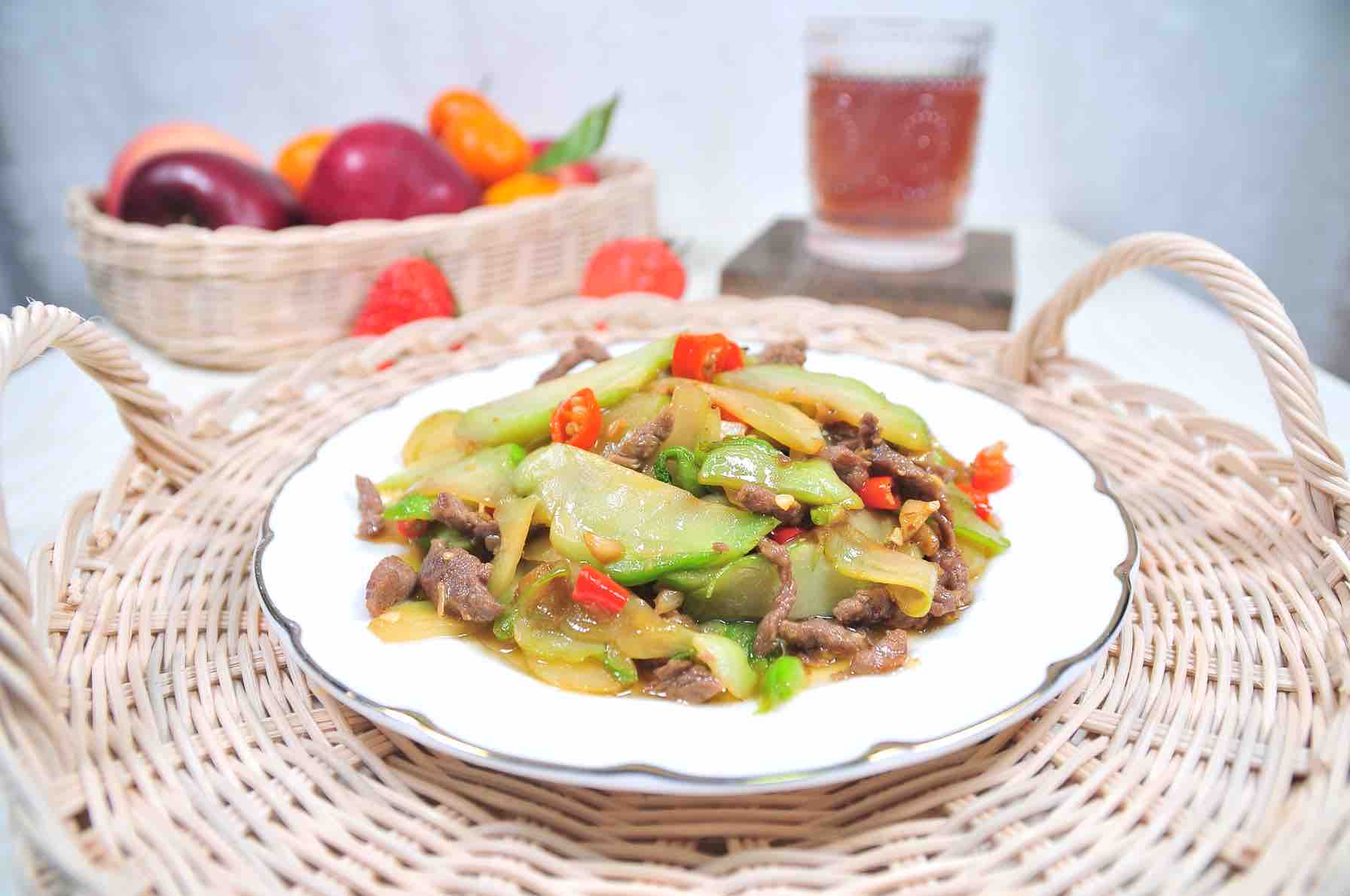 兒菜炒肉絲的做法-家常味炒菜譜-易網(wǎng)健康養(yǎng)生網(wǎng) 兒菜炒肉絲的做法-家常味炒菜譜