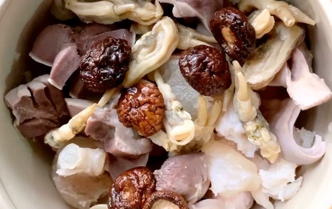 食材“八仙過(guò)海各顯神通”一壇鮮的不得了的做法-咸鮮味燉菜譜