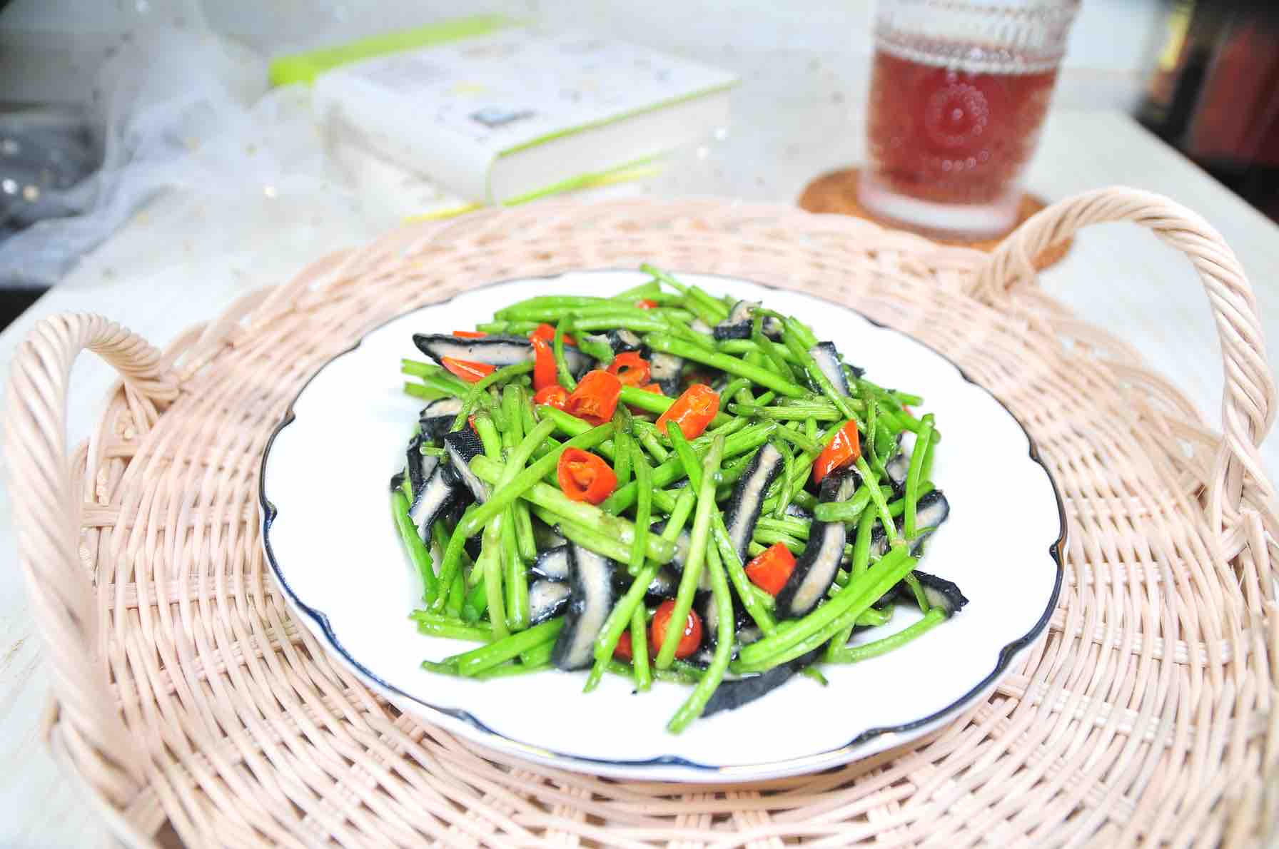 蘆蒿炒臭干的做法-其它口味炒菜譜