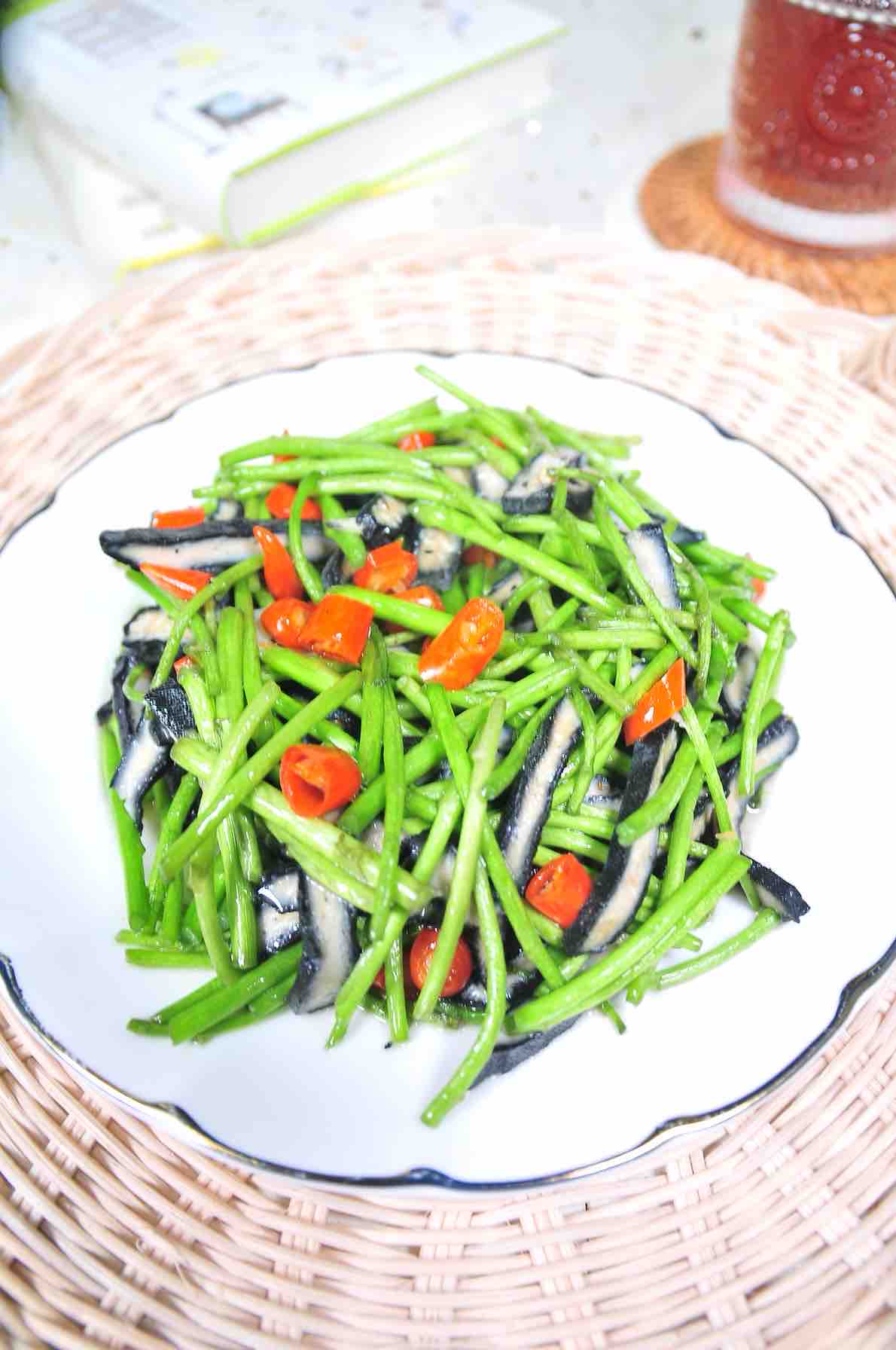 蘆蒿炒臭干的做法-其它口味炒菜譜