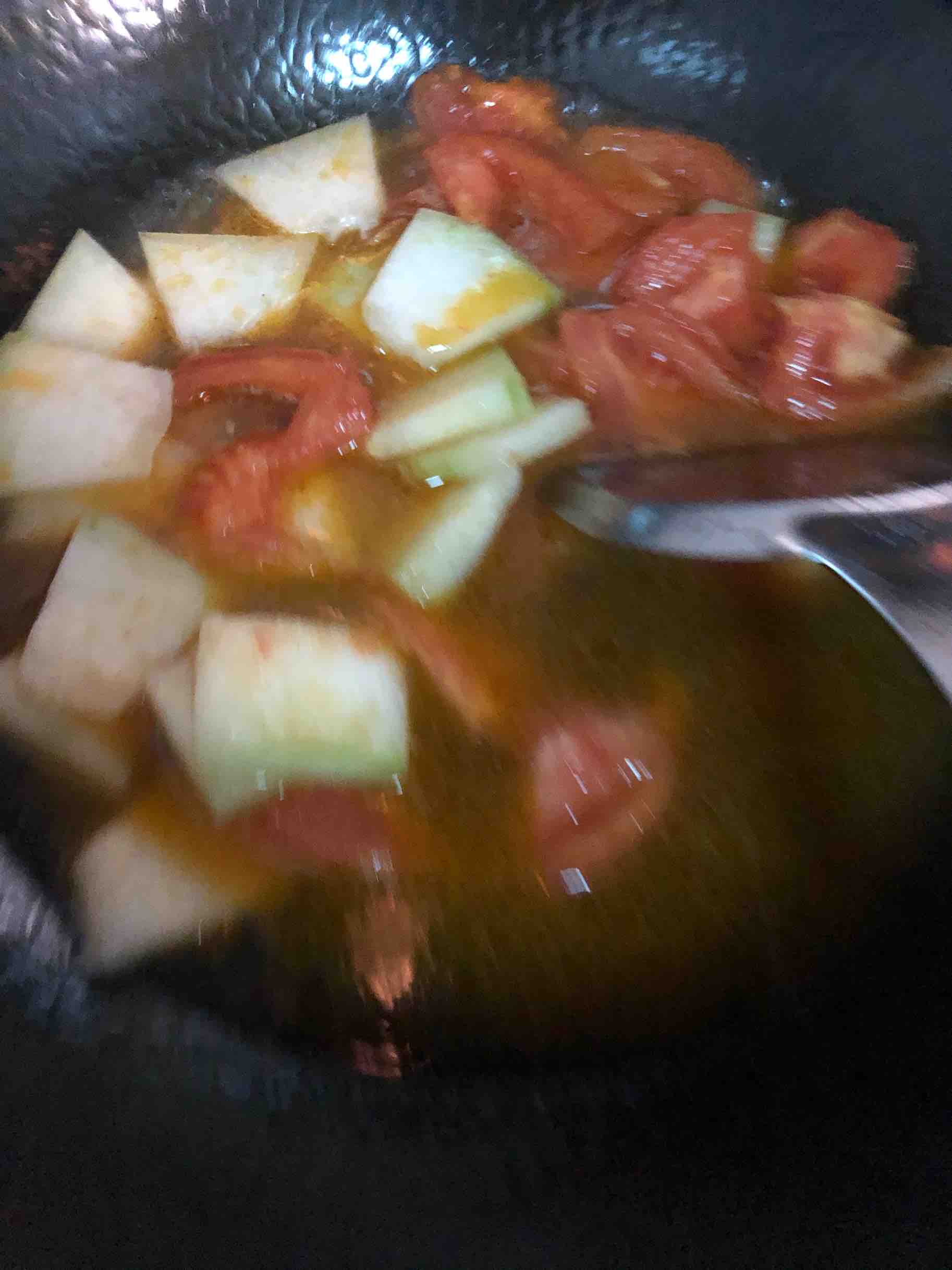 西紅柿冬瓜湯的做法-咸鮮味煮菜譜-易網(wǎng)健康養(yǎng)生網(wǎng) 西紅柿冬瓜湯的做法-咸鮮味煮菜譜