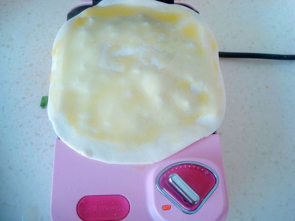 鵪鶉蛋韭菜盒子的做法-家常味煎菜譜