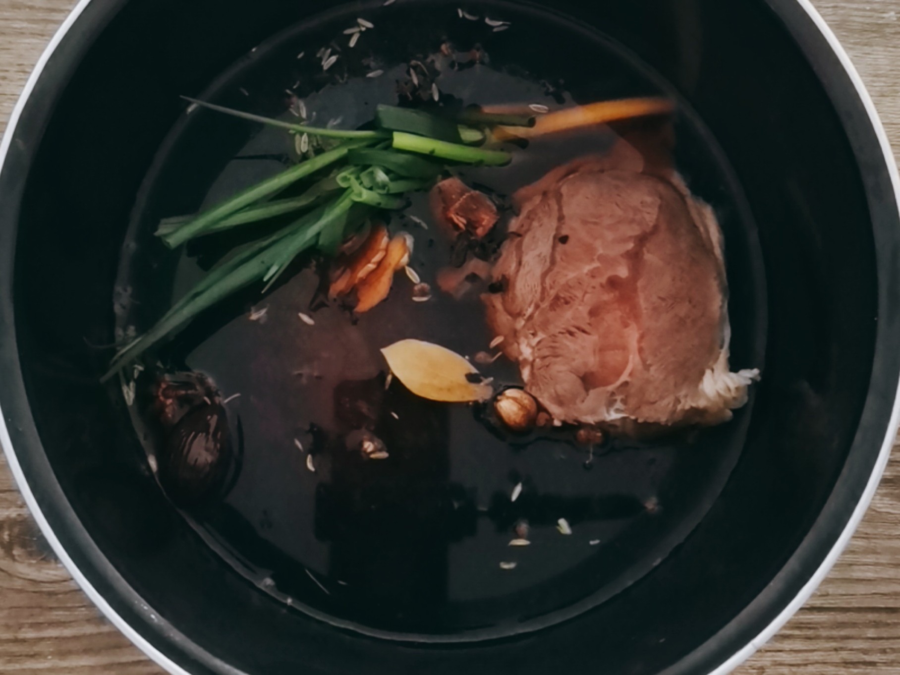 大口喝酒，大口吃肉，水滸醬牛肉客官嘗嘗看？的做法-咸鮮味醬菜譜