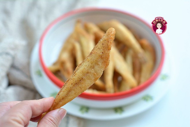 油炸沙丁魚的做法-咸鮮味炸菜譜