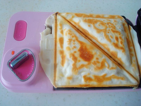 鵪鶉蛋韭菜盒子的做法-家常味煎菜譜