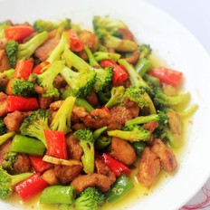 西蘭花炒雞的做法-咸鮮味炒菜譜