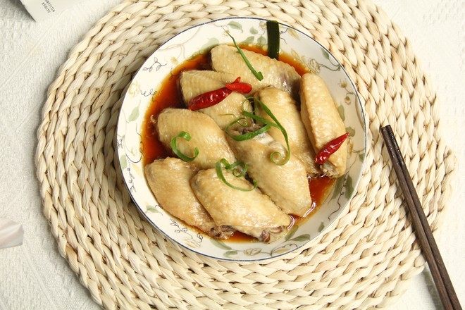 鮮嫩蒸雞翅中，原汁原味的做法-咸鮮味蒸菜譜