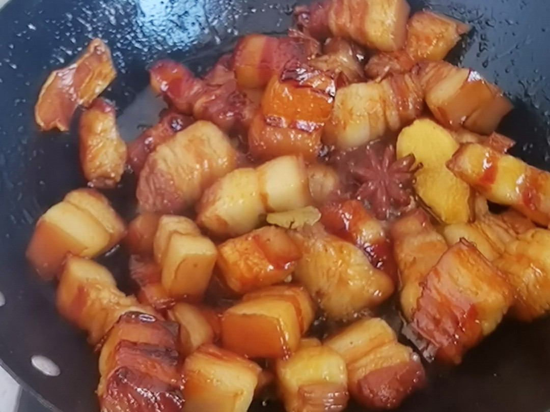 年夜飯“硬菜”-不加1滴水的紅燒肉，入口咂舌仰嘆天的做法-家常味燉菜譜