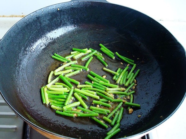 香菇羊肉拌皮帶面的做法-家常味炒菜譜