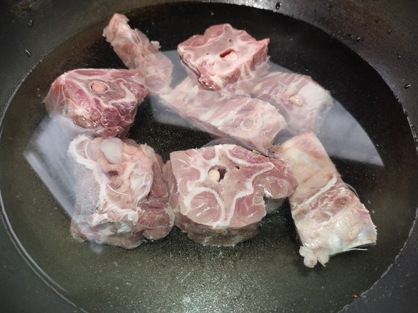 紅燜羊蝎子的做法-咸鮮味燉菜譜