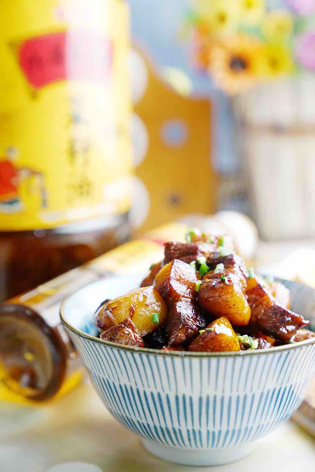 年菜少不了的紅燒肉。的做法-家常味燒菜譜-易網(wǎng)健康養(yǎng)生網(wǎng) 年菜少不了的紅燒肉。的做法-家常味燒菜譜