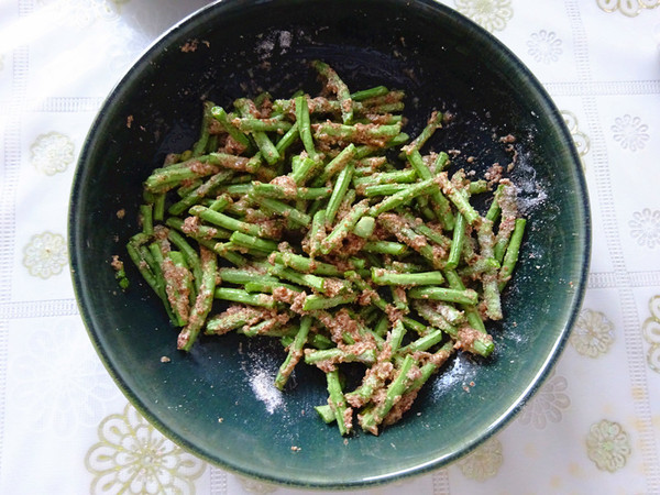 黑麥蒸豇豆的做法-蔥香味蒸菜譜