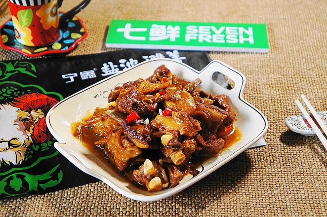 年夜飯必做的一道硬菜,低脂低卡不油膩的做法-家常味燒菜譜-易網(wǎng)健康養(yǎng)生網(wǎng) 年夜飯必做的一道硬菜,低脂低卡不油膩的做法-家常味燒菜譜