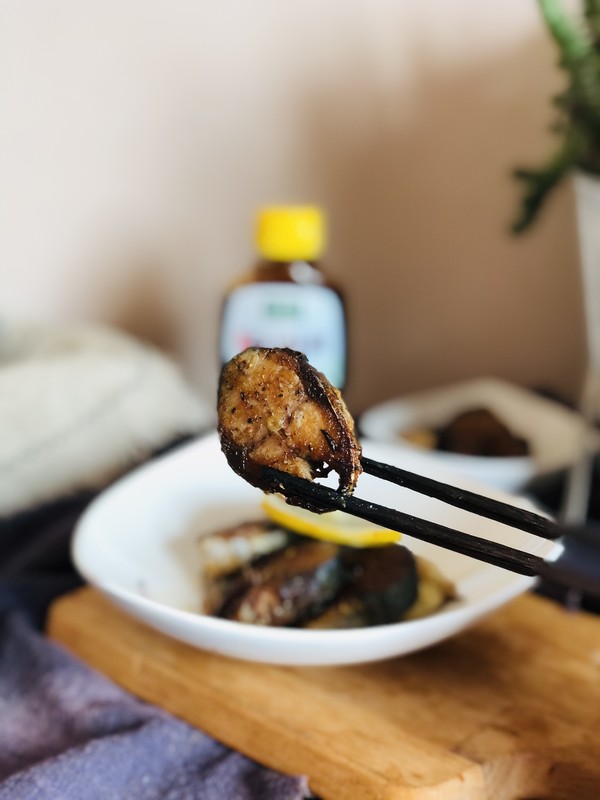 香煎鲅魚 │簡單美味 配米飯超級下飯的做法-咸鮮味煎菜譜