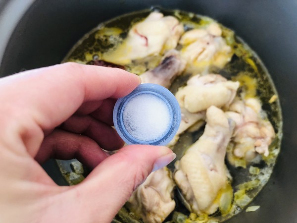 啤酒燒雞翅根的做法-咸鮮味燒菜譜