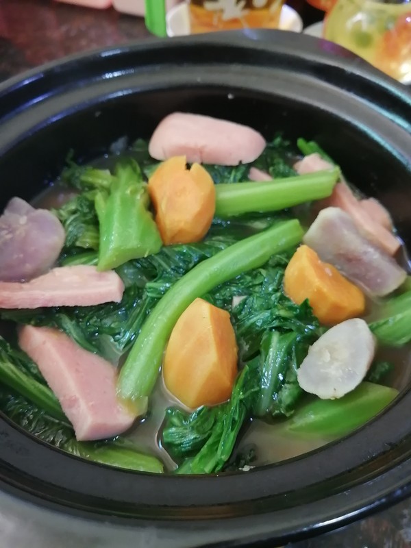 家鄉(xiāng)的味道~~午餐肉番薯芥菜煲的做法-家常味煮菜譜