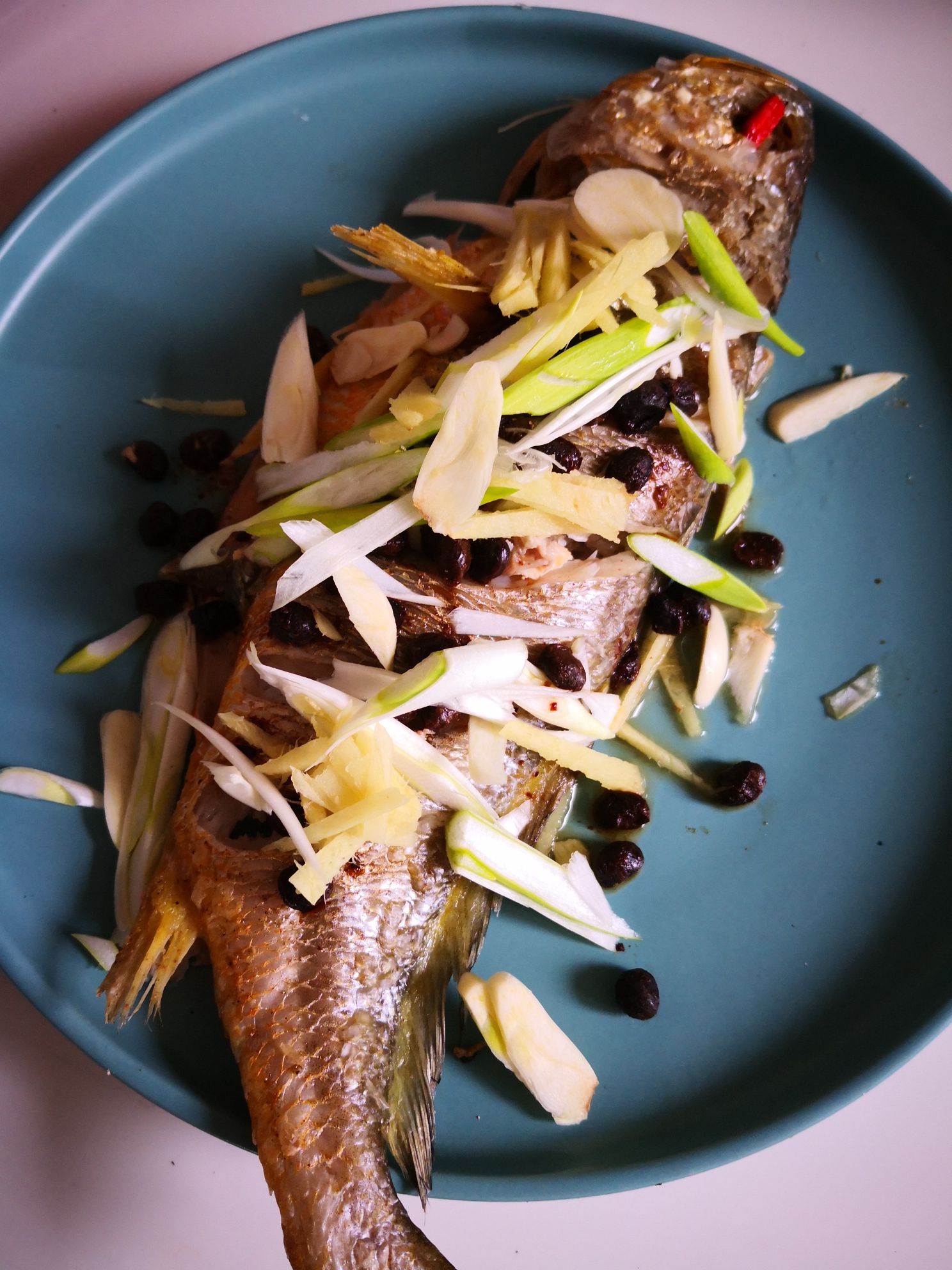 豆豉黃花魚的做法-豆瓣味蒸菜譜