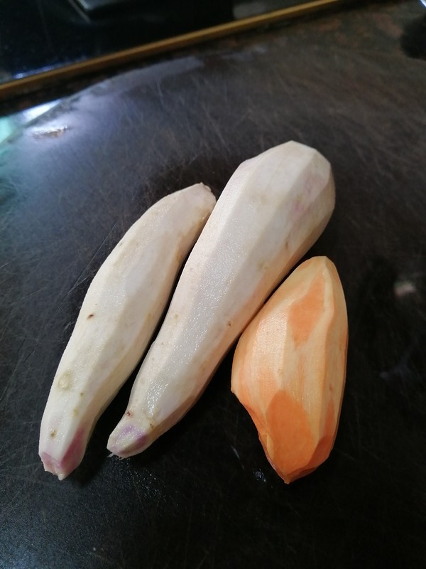 家鄉(xiāng)的味道~~午餐肉番薯芥菜煲的做法-家常味煮菜譜